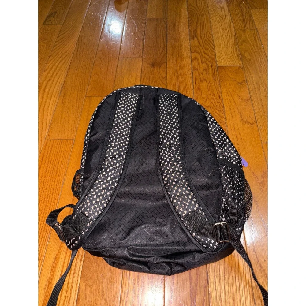 Thirty One‎ Backpack Black White Geometric Print Purple Zipper Mesh Pockets